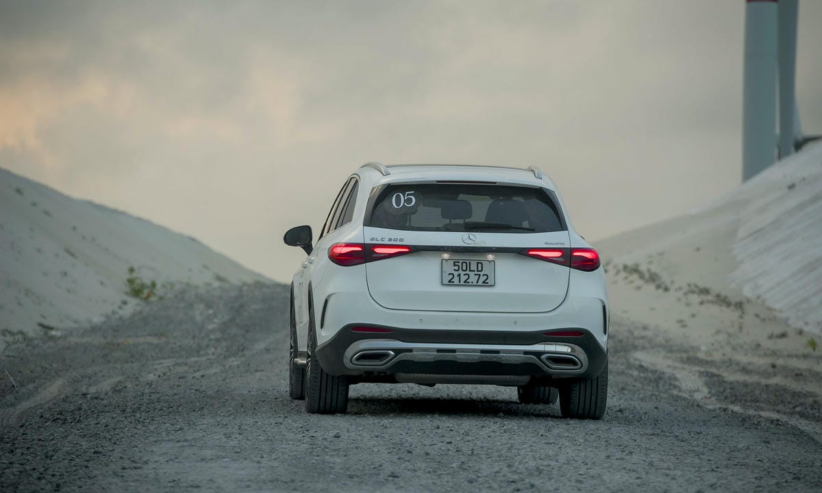 giá lăn bánh mercedes glc 200