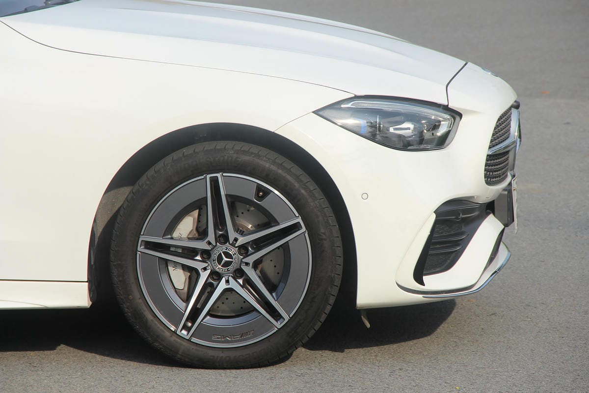 giá lăn bánh mercedes c 200