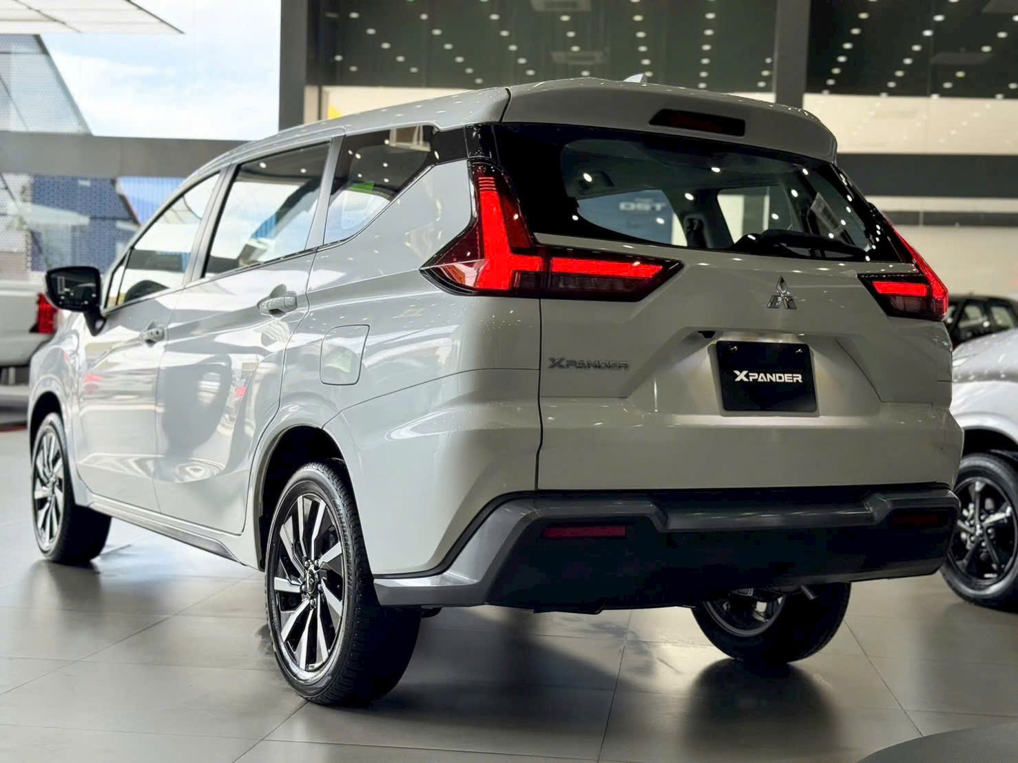 z7225002436899 673dfb33ae8d58929428a8a9321adfaa Mitsubishi Xpander