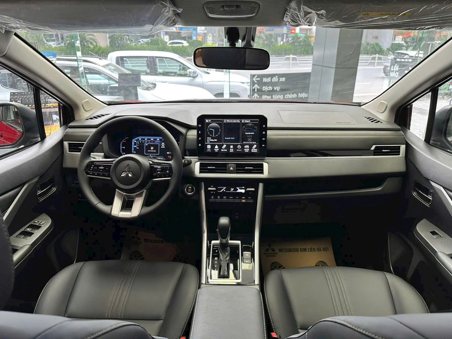 z7225002473333 3275519ccaf5c9ada056a8748b0778cc Mitsubishi Xpander