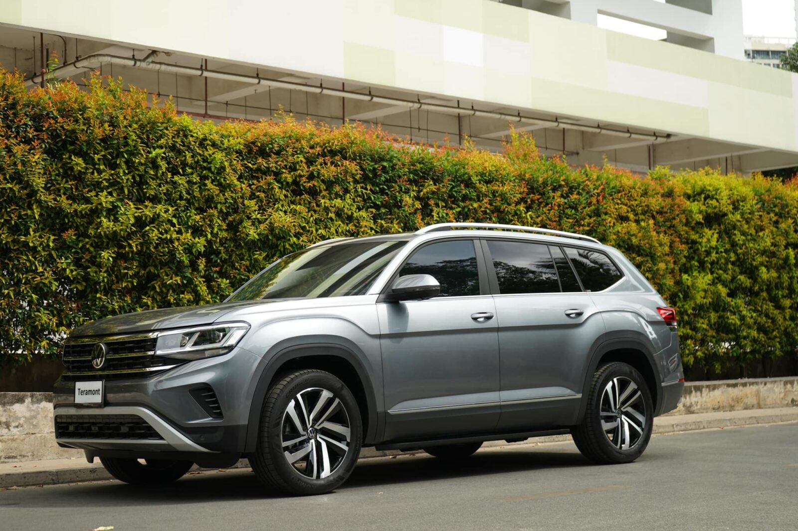 giá xe teramont limited