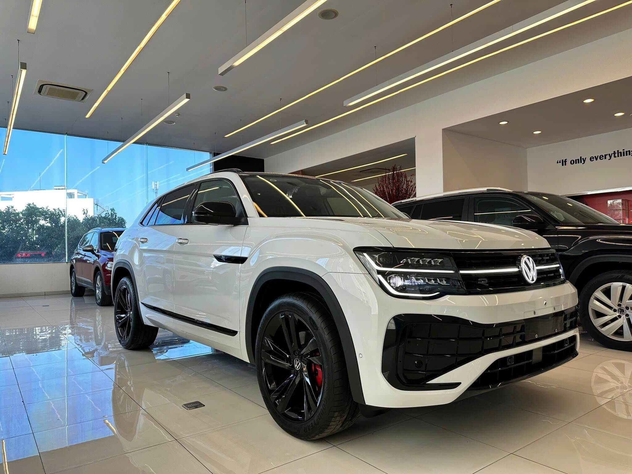 volkswagen teramont x giá lăn bánh