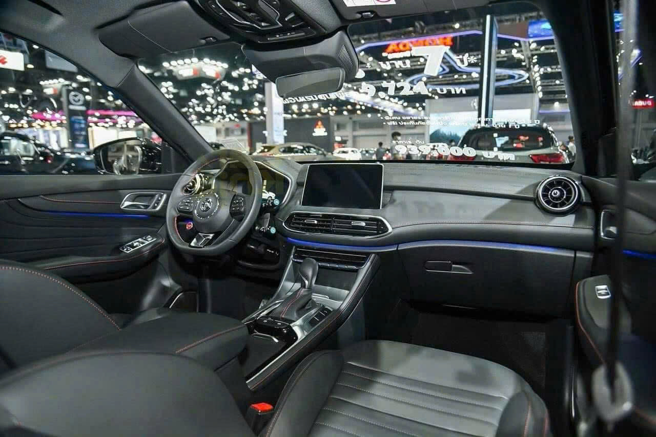 giá xe mg hs luxury