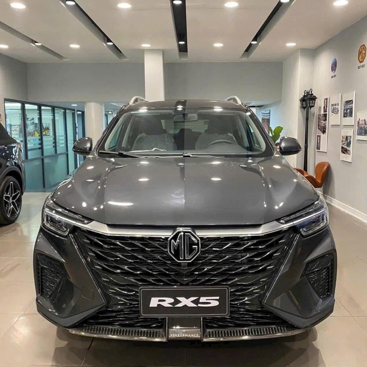 giá lăn bánh xe mg rx5