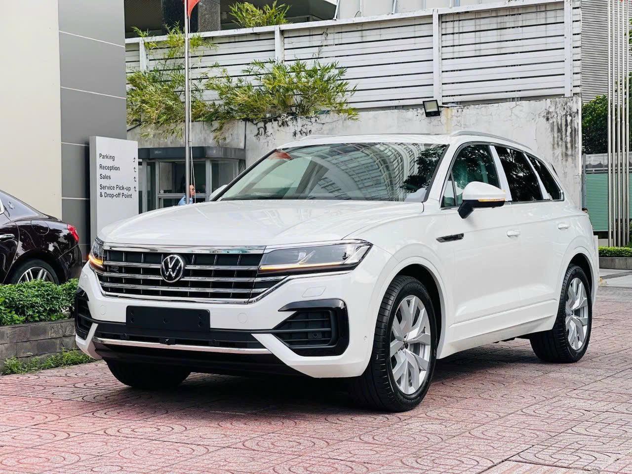 Giá Xe Volkswagen Tại Đại Lý Volkswagen TPHCM – Ưu Đãi Hấp Dẫn 2025 45 Giá Xe Volkswagen Tại Đại Lý Volkswagen TPHCM – Ưu Đãi Hấp Dẫn 2025 xe volkswagen touareg