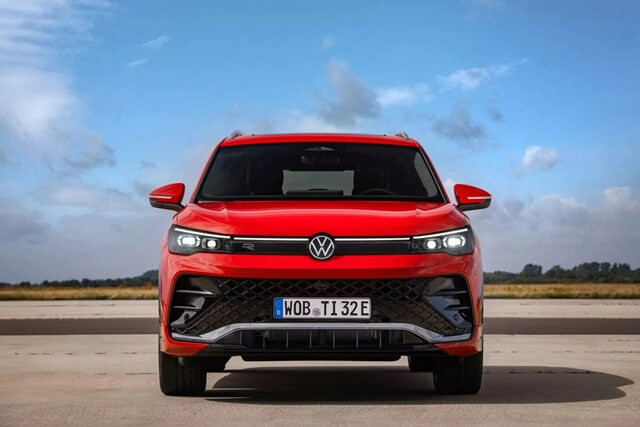 Volkswagen Tiguan 2025 - Thay đổi toàn diện: Giá xe, đánh giá, thông số kỹ thuật mới nhất 49 Volkswagen Tiguan 2025 - Thay đổi toàn diện: Giá xe, đánh giá, thông số kỹ thuật mới nhất xe tiguan 2025