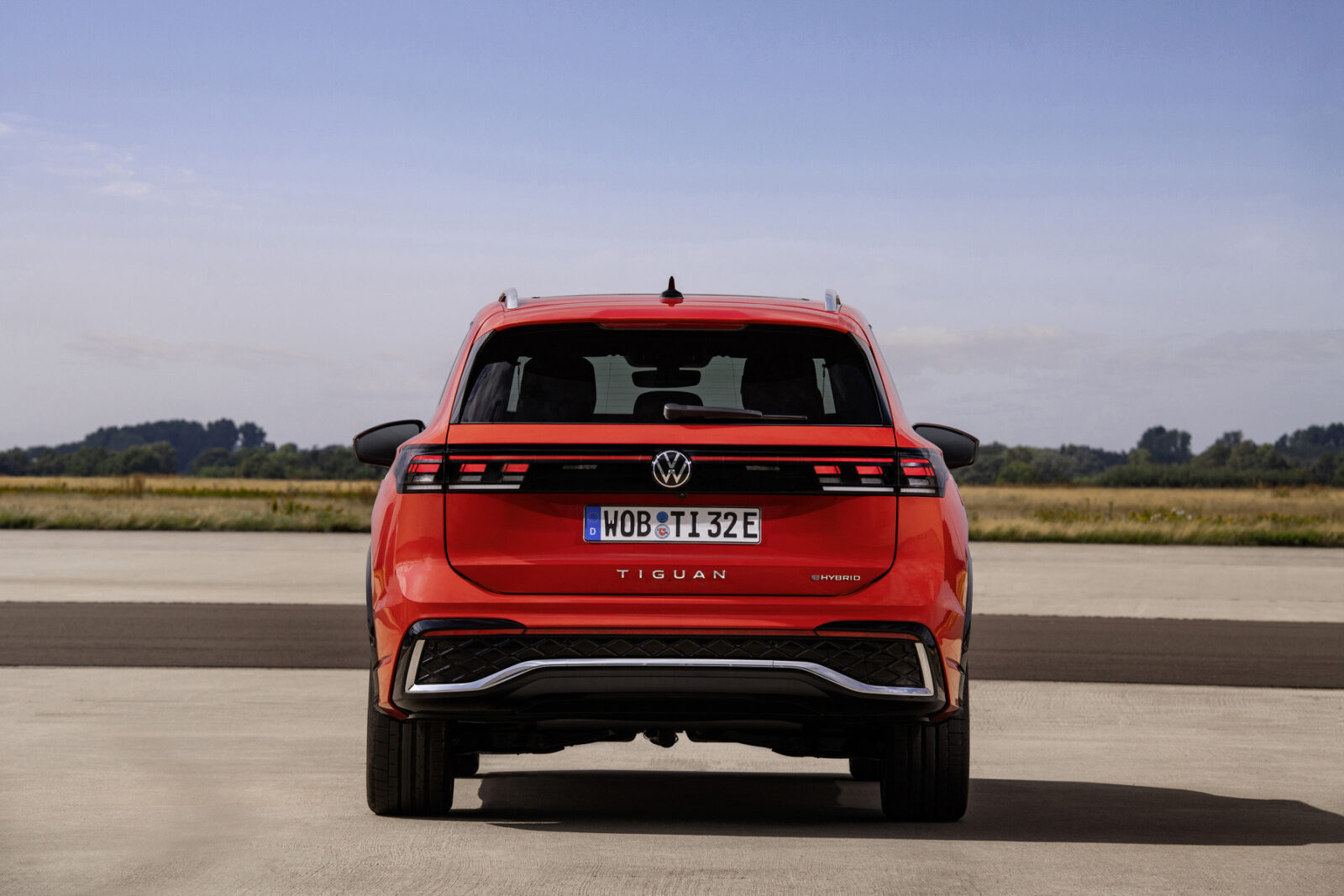 Volkswagen Tiguan 2025 - Thay đổi toàn diện: Giá xe, đánh giá, thông số kỹ thuật mới nhất 52 Volkswagen Tiguan 2025 - Thay đổi toàn diện: Giá xe, đánh giá, thông số kỹ thuật mới nhất volkswagen tiguan 6 621 Volkswagen Tiguan 2025 - Thay đổi toàn diện: Giá xe, đánh giá, thông số kỹ thuật mới nhất