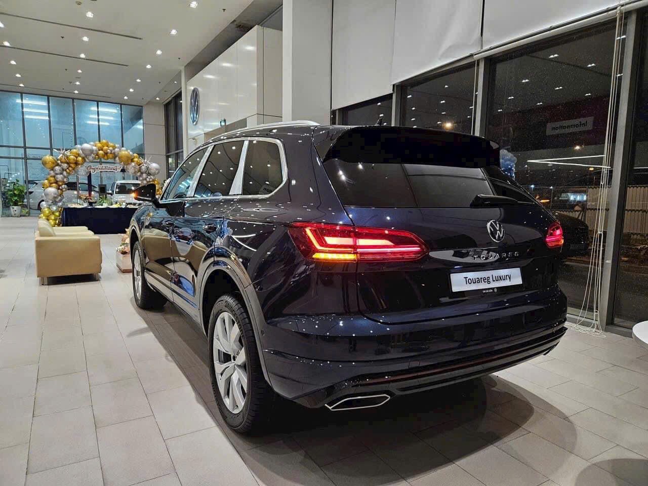 Giá xe VW Touareg – Đánh Giá, và Giá Lăn Bánh 2025 62 Giá xe VW Touareg – Đánh Giá, và Giá Lăn Bánh 2025 volkswagen touareg 9 Giá xe VW Touareg – Đánh Giá, và Giá Lăn Bánh 2025
