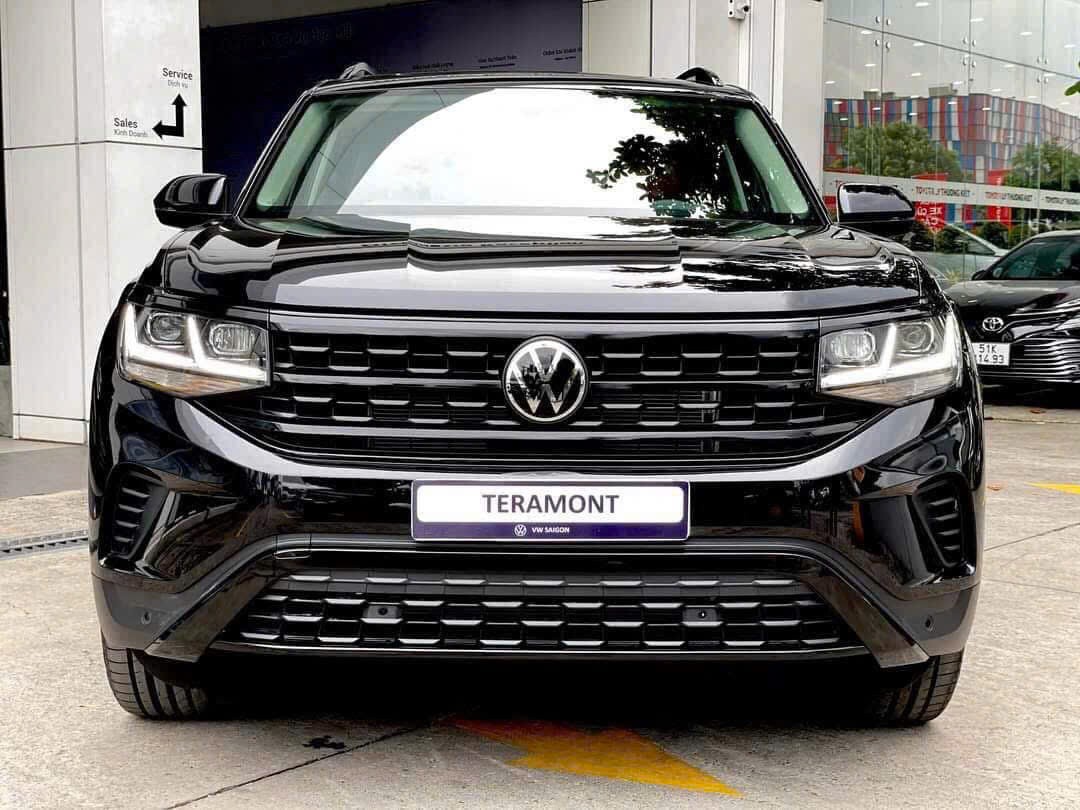 giá xe teramont limited