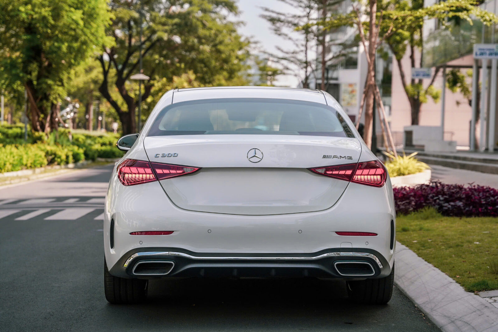 Xe Mercedes Lướt Chính Hãng – Giá xe Mercedes cũ và Ưu đãi 2025 69 Xe Mercedes Lướt Chính Hãng – Giá xe Mercedes cũ và Ưu đãi 2025 mercedes c300 cu 5 Xe Mercedes Lướt Chính Hãng – Giá xe Mercedes cũ và Ưu đãi 2025