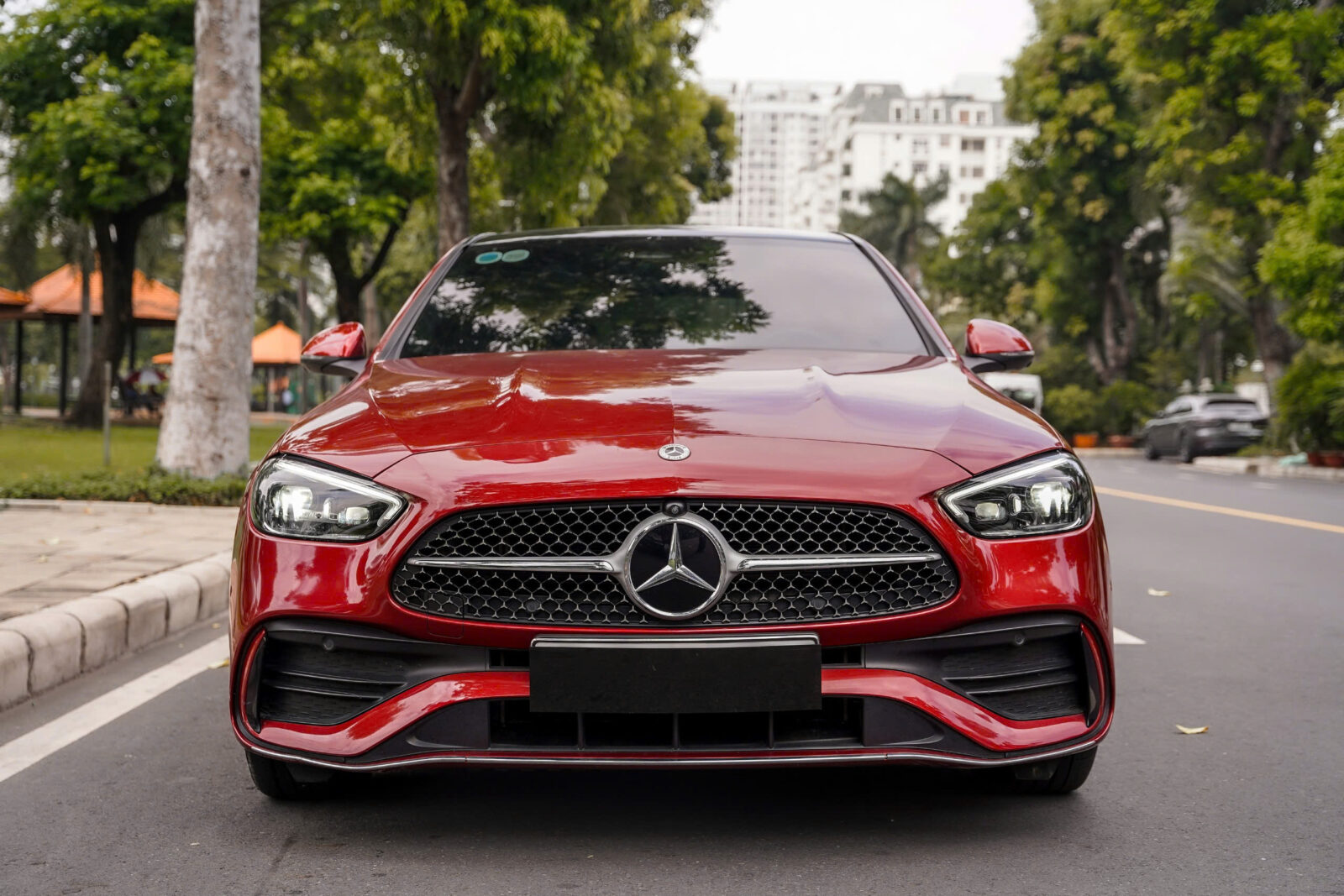 Xe Mercedes Lướt Chính Hãng – Giá xe Mercedes cũ và Ưu đãi 2025 71 Xe Mercedes Lướt Chính Hãng – Giá xe Mercedes cũ và Ưu đãi 2025 mercedes c300 cu 8 Xe Mercedes Lướt Chính Hãng – Giá xe Mercedes cũ và Ưu đãi 2025