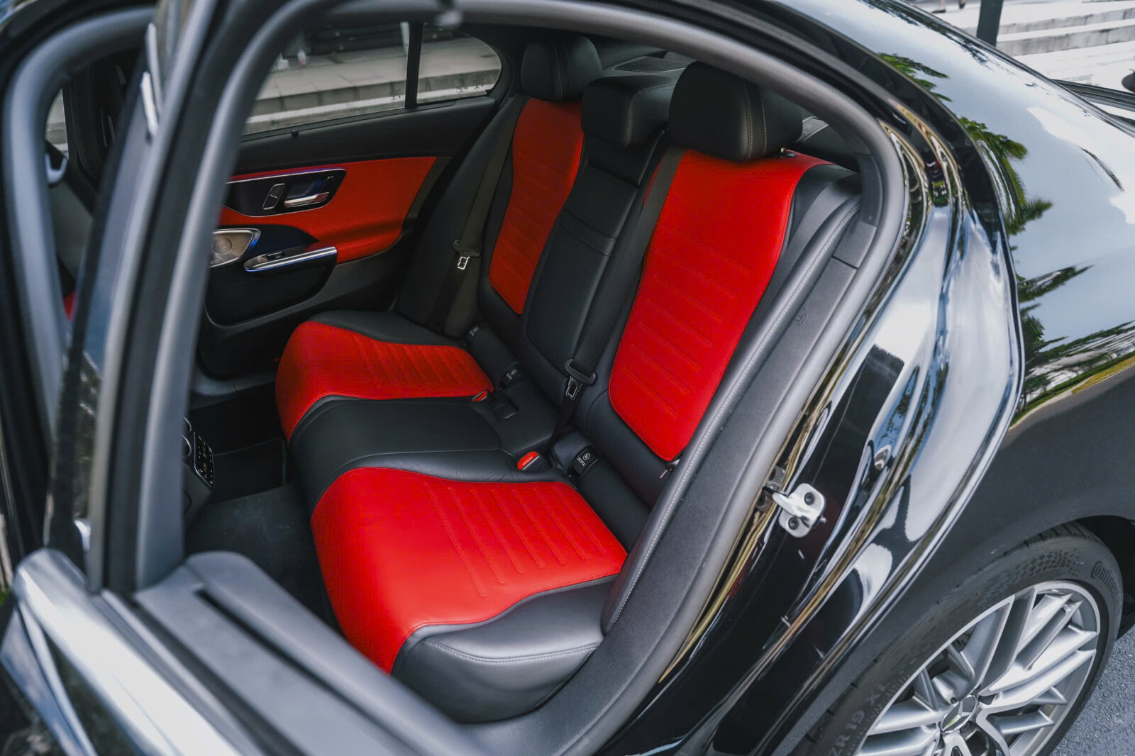 Xe Mercedes Lướt Chính Hãng – Giá xe Mercedes cũ và Ưu đãi 2025 54 Xe Mercedes Lướt Chính Hãng – Giá xe Mercedes cũ và Ưu đãi 2025 mercedes c43 cu 7 Xe Mercedes Lướt Chính Hãng – Giá xe Mercedes cũ và Ưu đãi 2025