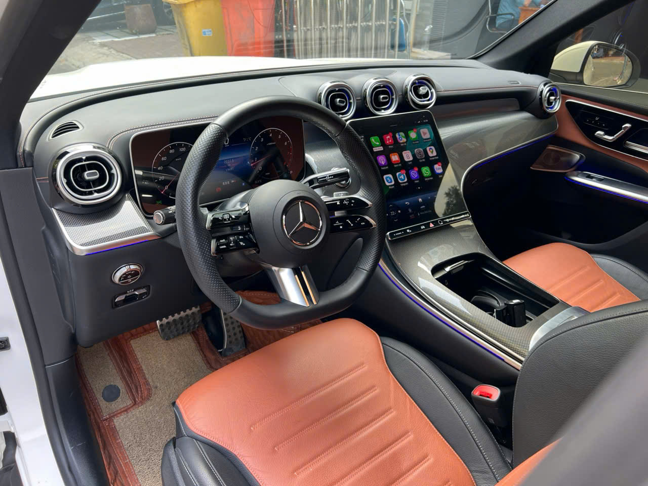 Xe Mercedes Lướt Chính Hãng – Giá xe Mercedes cũ và Ưu đãi 2025 51 Xe Mercedes Lướt Chính Hãng – Giá xe Mercedes cũ và Ưu đãi 2025 mercedes glc 300 2023 cu 4 Xe Mercedes Lướt Chính Hãng – Giá xe Mercedes cũ và Ưu đãi 2025