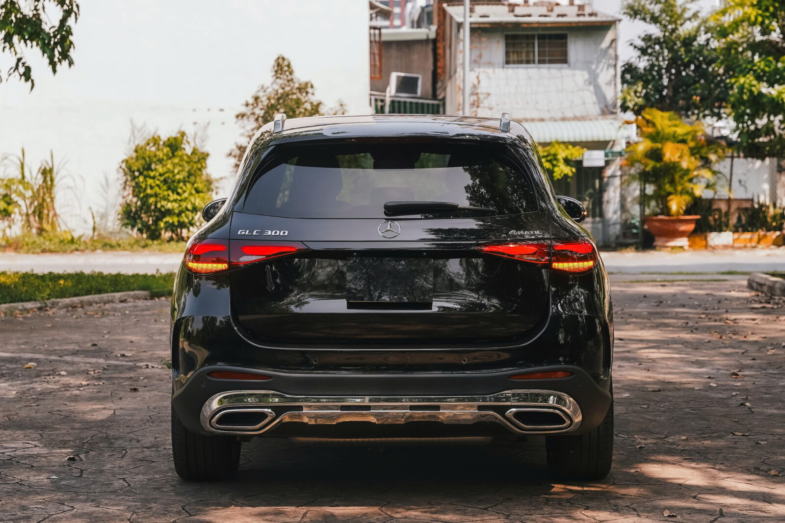Xe Mercedes Lướt Chính Hãng – Giá xe Mercedes cũ và Ưu đãi 2025 86 Xe Mercedes Lướt Chính Hãng – Giá xe Mercedes cũ và Ưu đãi 2025 mercedes glc 300 2023 cu 8 Xe Mercedes Lướt Chính Hãng – Giá xe Mercedes cũ và Ưu đãi 2025