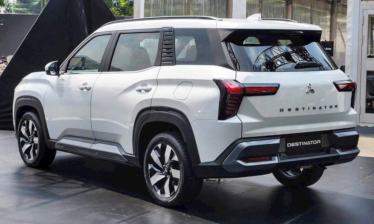 Mitsubishi Destinator 52 Mitsubishi Destinator z7268833428387 eb0542e3ca0d19eef6bb90d55037ee9c Mitsubishi Destinator